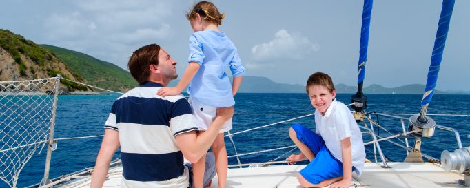 Segeln mit Kindern Segeln mit Kindern: Kinder an Bord